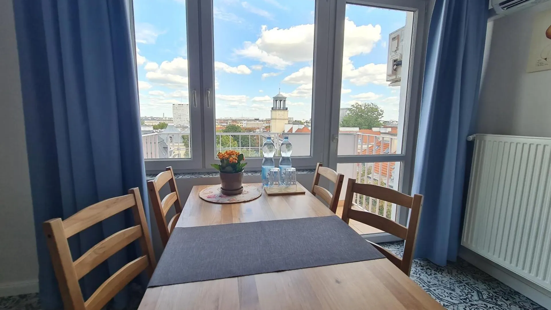 Apartment Apartament Wschodni Z Balkonem 4 Osoby Warsaw